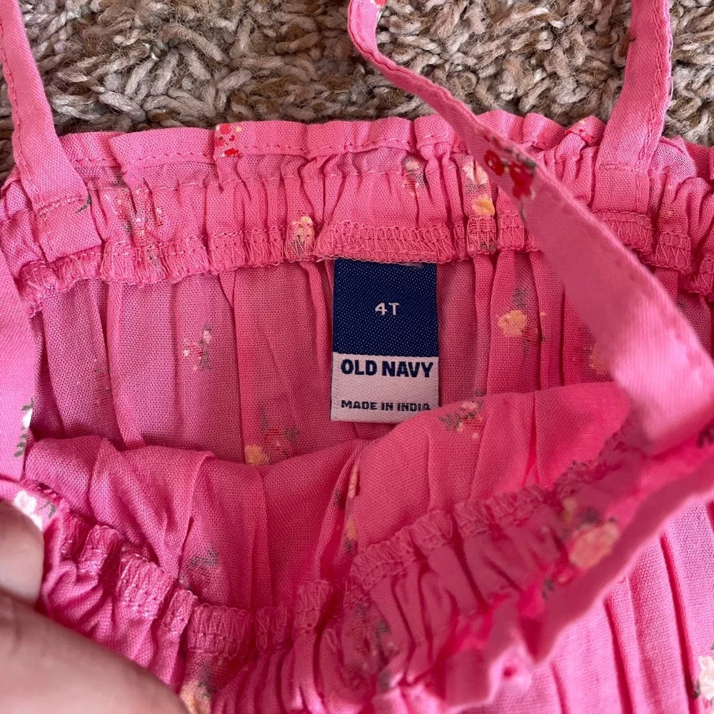 Old Navy Pink Floral tank Top NWT